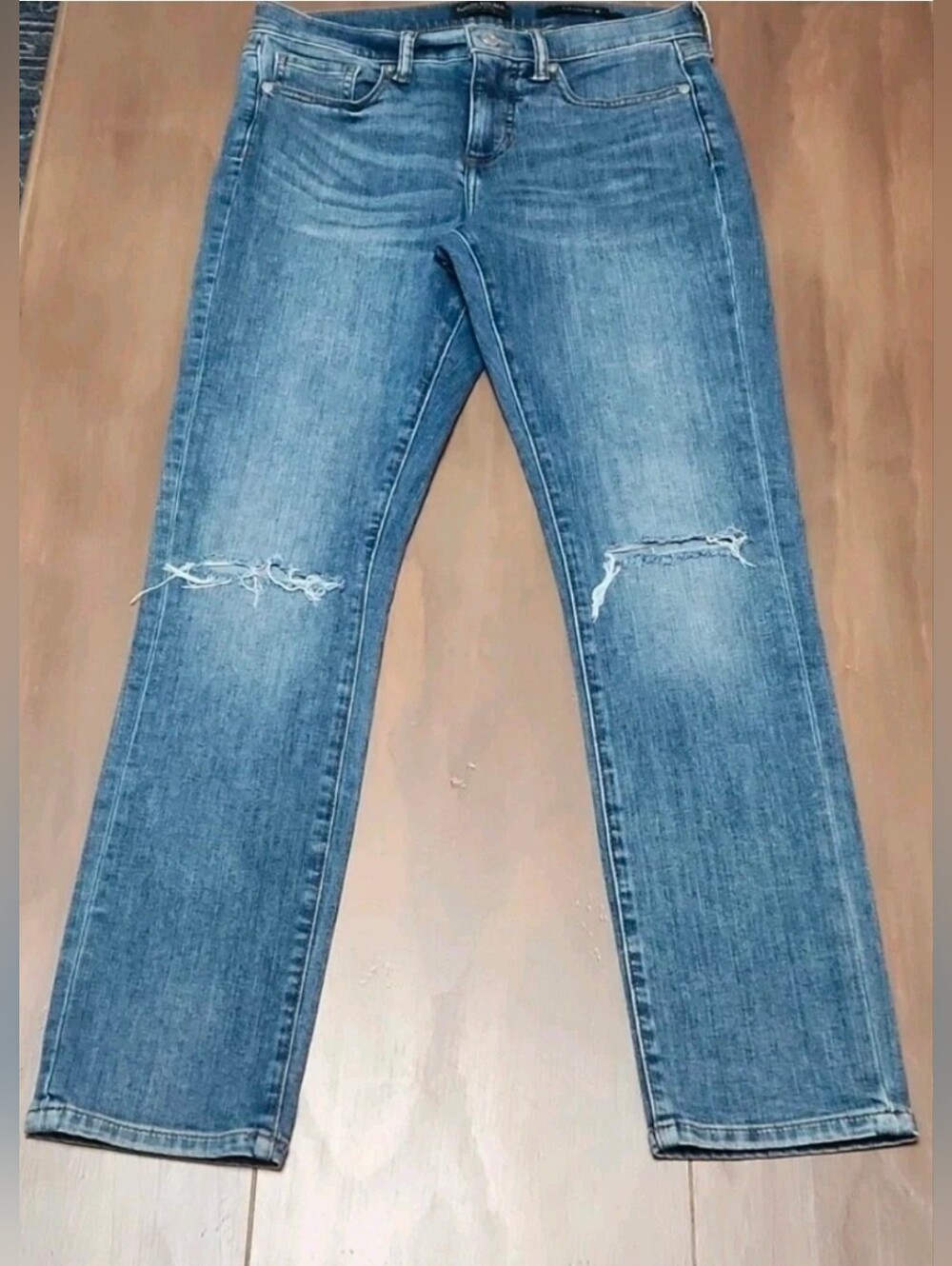 Banana Republic Slim Straight Premium Denim Distressed 28 Medium Wash Boyfriend